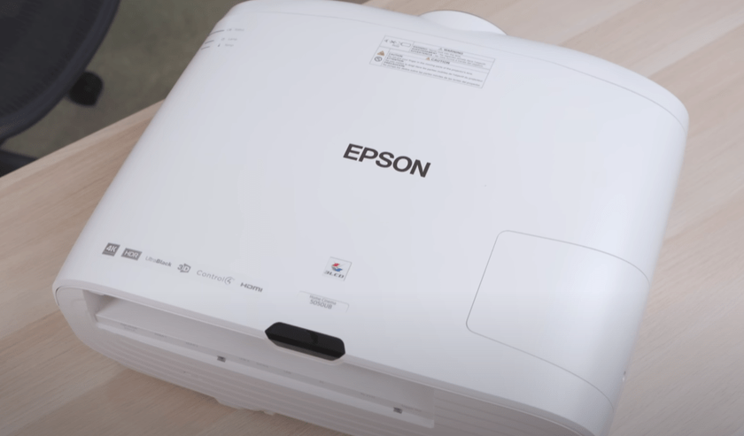 Epson 5050UB czy BenQ HT5550