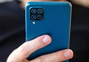 Samsung pracuje nad budżetowym smartfonem Galaxy ...