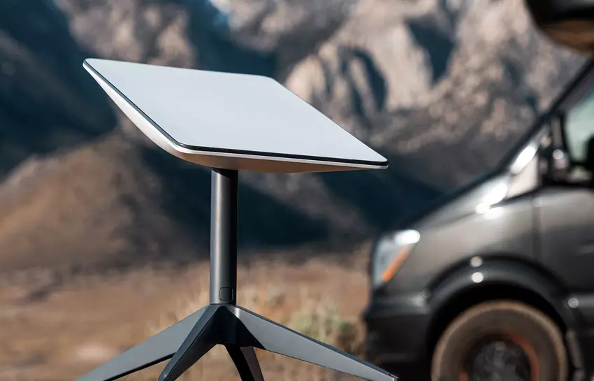 Ukraina wyciąga rękę do Elona Muska, problem pracy internetu satelitarnego Starlink i płatności rozwiązany dla AFU