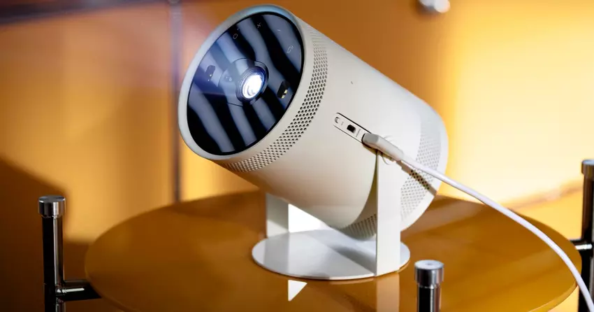 Samsung unowocześnił projektory The Freestyle i The Premier