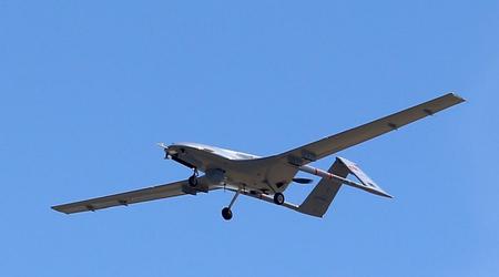 Nowy rekord ukraińskich UAV: zaatakowano jedną z największych rosyjskich rafinerii ropy naftowej, położoną 1500 km od granicy