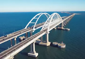 Rosja przywiozła „szaloną ilość” systemów obrony ...