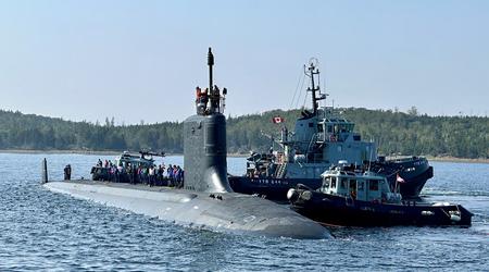 Marynarka Wojenna Stanów Zjednoczonych wysłała do Kanady nowy okręt podwodny o napędzie atomowym klasy Virginia, USS Indiana, który może przenosić pociski manewrujące Tomahawk.