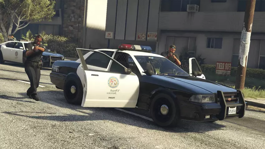 Londyńska policja aresztuje hakera, który mógł wyciec gameplay z GTA VI i włamać się do Ubera - 17-latek