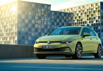 Volkswagen wprowadził nową generację Golfa, w ...