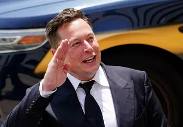 The New York Times: Musk już ...