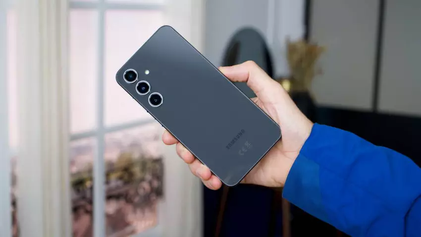 Galaxy S24 FE otrzymuje funkcje One UI 7: nowe możliwości dla użytkowników w USA