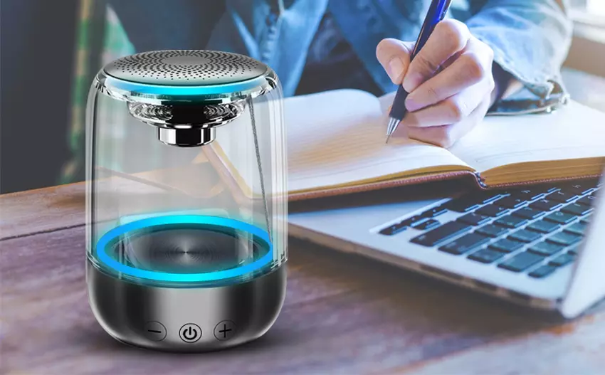 Bezprzewodowa kolumna z podswietleniem NBY C7 z przezroczystą obudową i Bluetooth 5.0 za $ 12