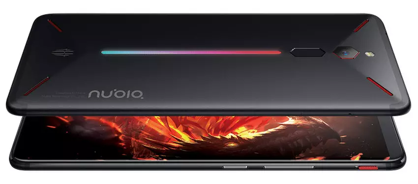 nubia-red-magic-phone-lay.jpg