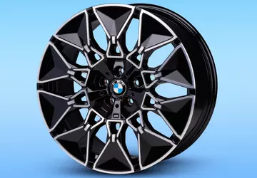 Nowy BMW i3: 30% z recyklingu, ...