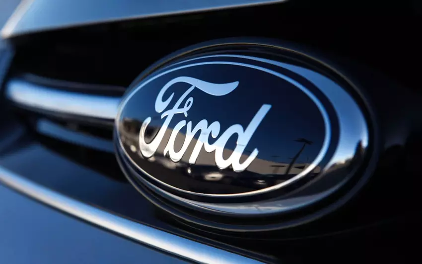 Ukierunkowana reklama w nowy sposób: Ford chce opatentować technologię analizowania rozmów w swoich samochodach
