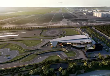 W nowym Porsche Experience Centre w ...