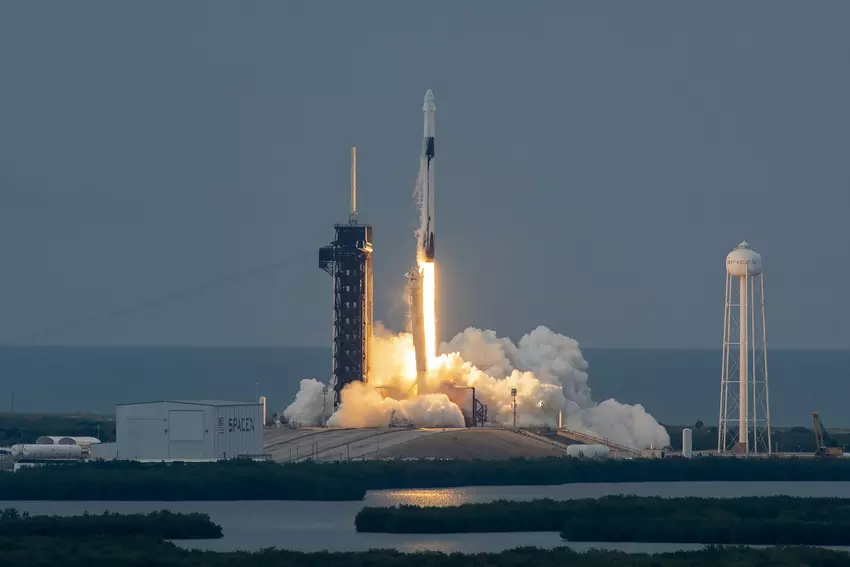 SpaceX i Axiom Space wysyłają czterech kosmicznych turystów na ISS