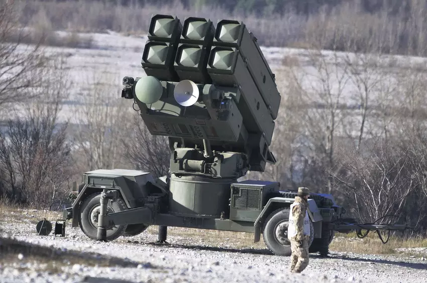 Systemy obrony powietrznej Aspide, systemy obrony powietrznej Hawk, PIRV i granatniki: Hiszpania przekazuje Ukrainie nowy pakiet pomocy wojskowej