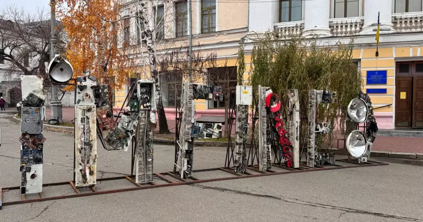 W Kijowie zainstalowano zmanipulowany sprzęt telekomunikacyjny Vodafone: wynik 884 610 wypadków i 2 miliardy dolarów strat.