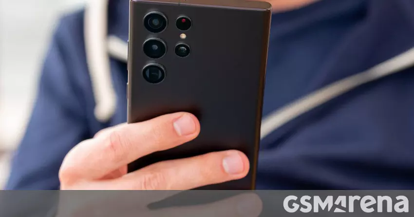 Klawiatura Samsung ma ulepszony schowek i korektę tekstu