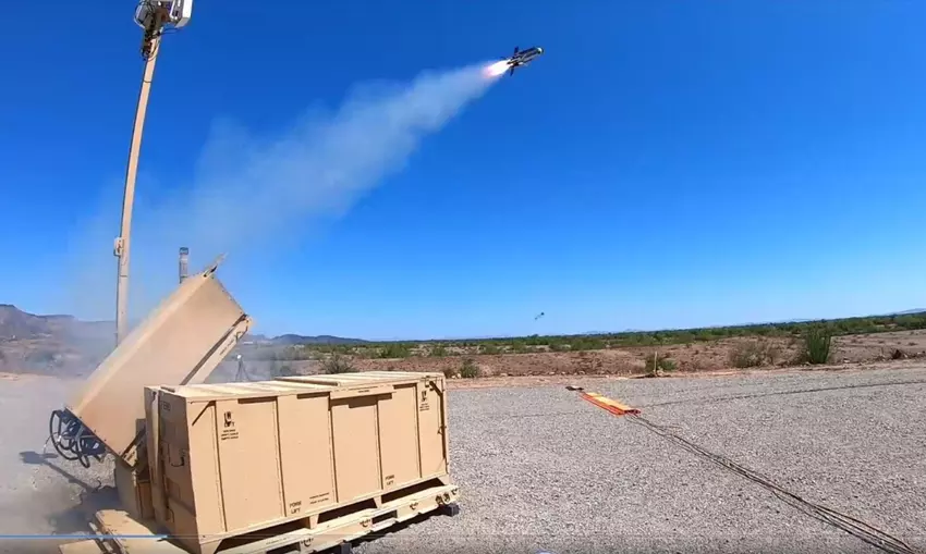 Northrop Grumman, Raytheon i SRC dostarczą Katarowi 10 systemów przeciwdziałania dronom FS-LIDS i 200 pocisków Coyote Block II za 1 mld USD