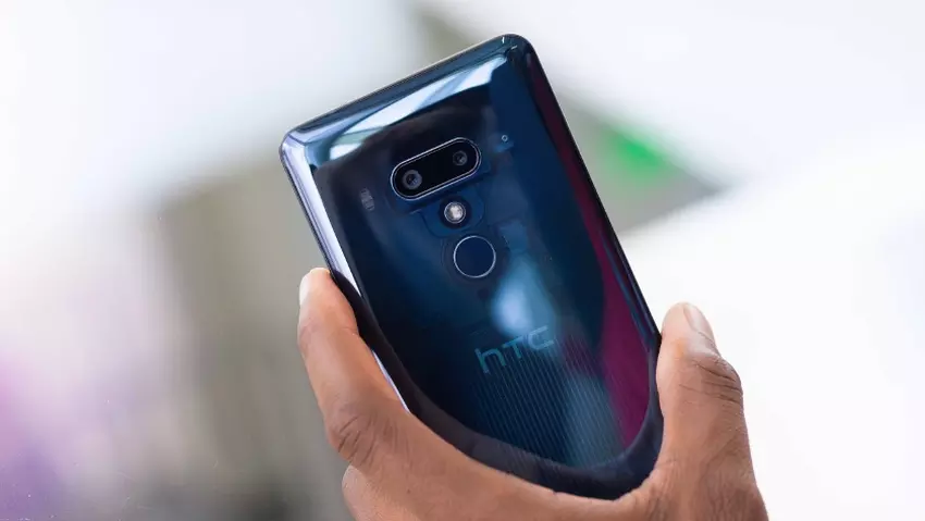 Flagowy HTC U12 + wreszcie zaczął się zaktualizować do Androida Pie
