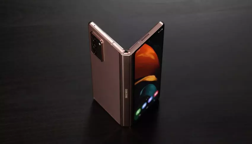 Samsung Galaxy Fold 2 podąża za Galaxy Fold 3 z lipcową aktualizacją oprogramowania