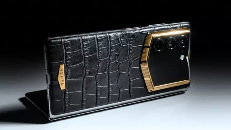 Vertu Alphafold: Luksusowy składany smartfon z ...