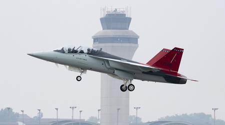 Siły Powietrzne Stanów Zjednoczonych otrzymały swój pierwszy samolot T-7A Red Hawk pięć lat po zawarciu kontraktu z Boeingiem