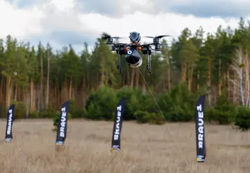 Wietnam zaprezentował własne drony FPV z ...