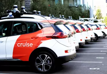 Cruise zwolni 900 pracowników i zrewiduje ...