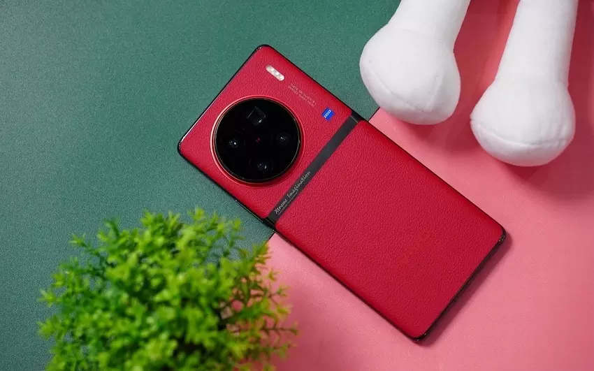 Insider wymienia datę premiery flagowej serii smartfonów Vivo X90 na rynku globalnym