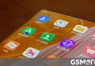 Pierwszy obraz na żywo ZTE Axon ...