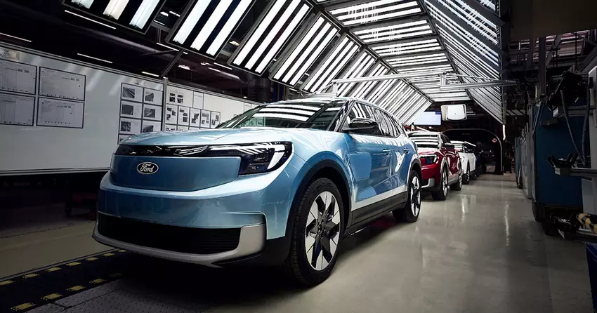 Postawienie na samochody elektryczne jeszcze nie działa: Ford zwalnia 4 000 pracowników w Europie