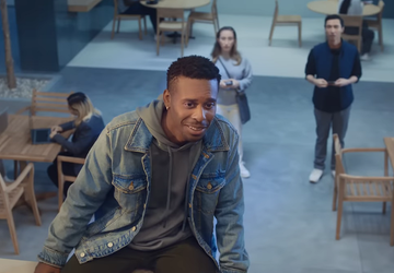 Samsung próbował ośmieszyć Apple za brak ...