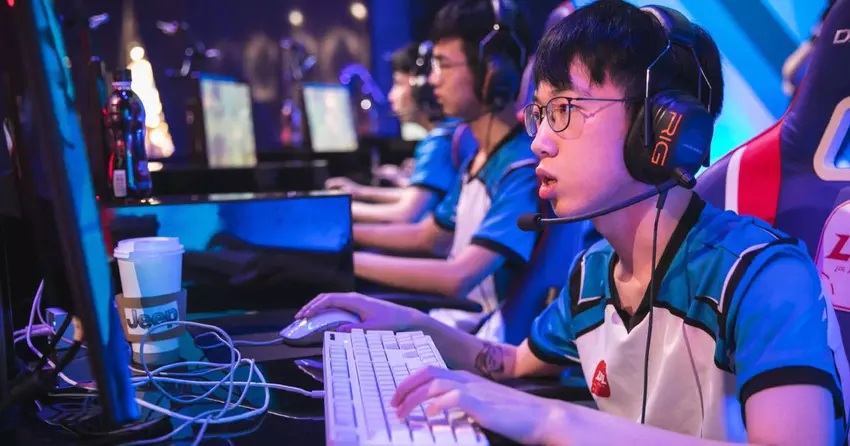 "Dorośniesz i wtedy będziesz się bawić": Chiny ponownie nakładają ograniczenia na czas zabawy dzieci podczas ferii zimowych