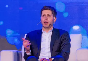 OpenAI prowadzi rozmowy w sprawie sprzedaży ...