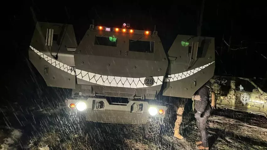 Brickmania stworzyła ukraińskie uśmiechnięte LEGO-HIMARS o wartości 225 dolarów