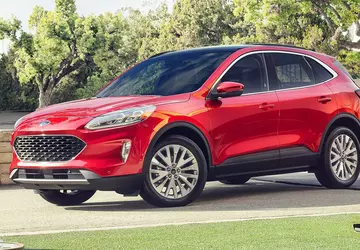 Ponad 180 000 samochodów różnych producentów ...