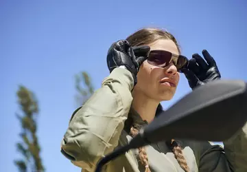 BMW wprowadza na rynek inteligentne okulary ...