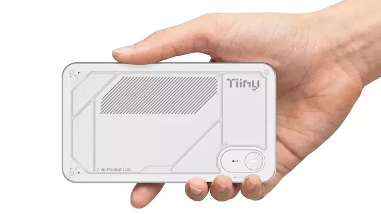 AI wielkości powerbanku: „kieszonkowy superkomputer” Tiiny ...