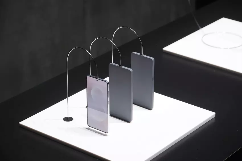 Samsung Galaxy S25 Edge ujawniony na żywo podczas wydarzenia Unpacked