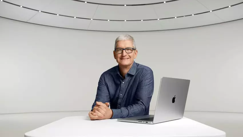 CEO Apple Tim Cook zarobił 74,6 miliona dolarów w 2024 roku