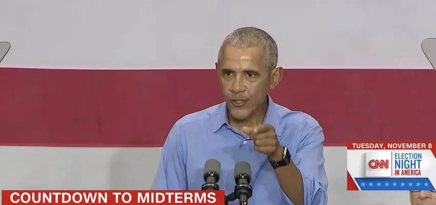 Barack Obama wciąż używa smartwatcha Fitbit Ionic, który producent wycofał z rynku ze względu na ryzyko poparzeń