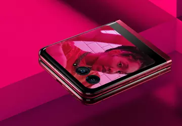 Ile będzie kosztować podstawka Motorola Razr ...