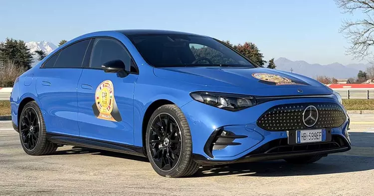 Mercedes-Benz CLA uznany za „Samochód Roku ...