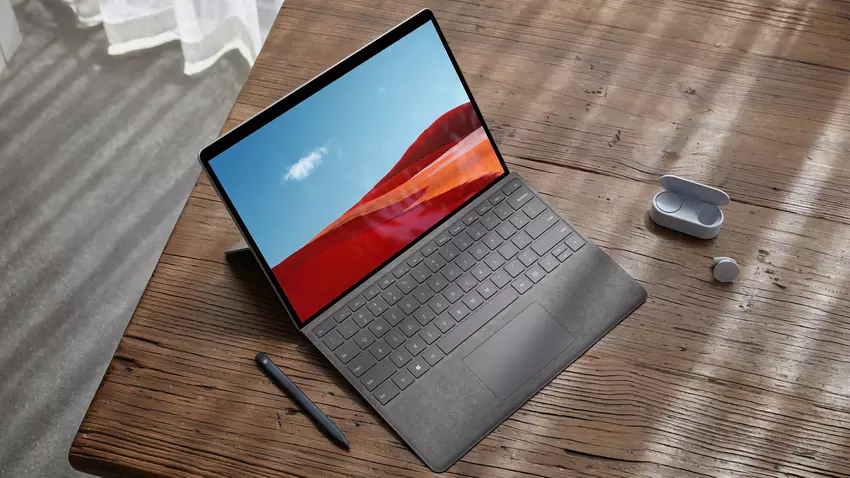 Microsoft Surface Pro X na Amazon: hybrydowy tablet z układem Surface SQ1 i dyskiem SSD 256 GB za 759 dolarów taniej