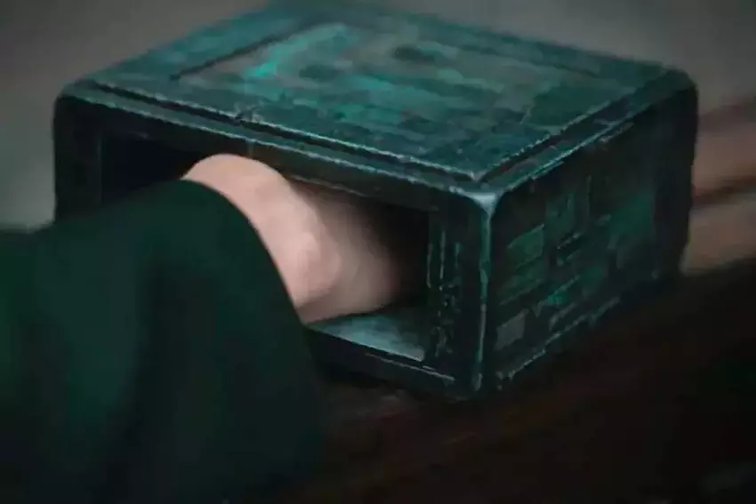 Bauhutte wypuścił masażer do rąk po łóżku do gier 