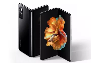 8-calowy ekran i układ Snapdragon 8 ...