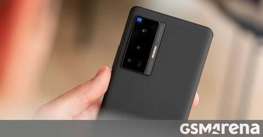 Pełna specyfikacja vivo X80 Pro;