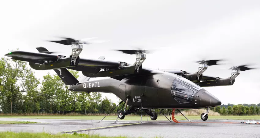 Taksówka powietrzna VX4 firmy Vertical Aerospace wykonała swój pierwszy bezzałogowy lot, osiągając prędkość 70 km/h.