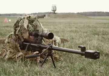 Siły Zbrojne Ukrainy używają karabinów snajperskich ...