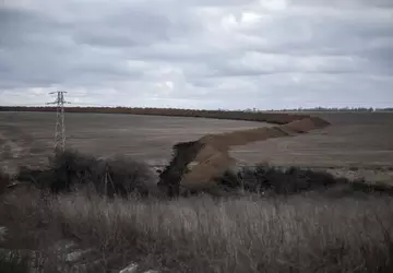 Rosja płaci do 4000 dolarów miesięcznie ...