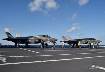 Razem, ale osobno: Włochy zastanawiają się, ...